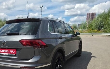 Volkswagen Tiguan II, 2021 год, 2 700 000 рублей, 8 фотография