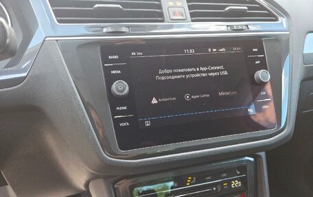 Volkswagen Tiguan II, 2021 год, 2 700 000 рублей, 18 фотография