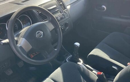 Nissan Tiida, 2010 год, 580 000 рублей, 3 фотография