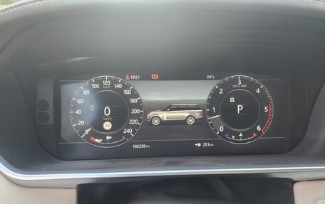 Land Rover Range Rover IV рестайлинг, 2019 год, 5 500 000 рублей, 4 фотография