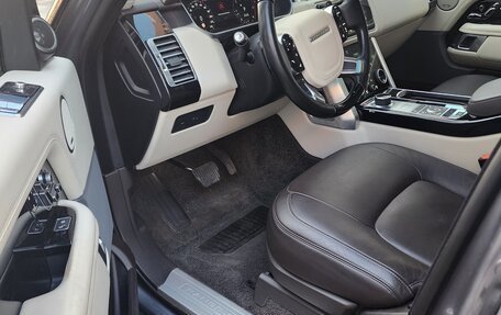Land Rover Range Rover IV рестайлинг, 2019 год, 5 500 000 рублей, 7 фотография