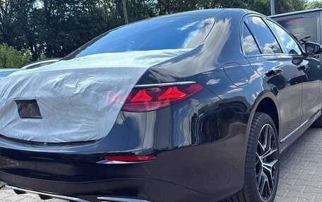 Mercedes-Benz S-Класс, 2026 год, 25 000 000 рублей, 2 фотография