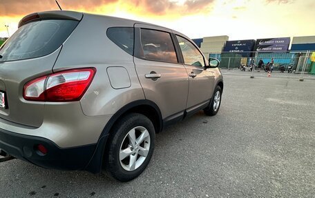 Nissan Qashqai, 2011 год, 730 000 рублей, 2 фотография