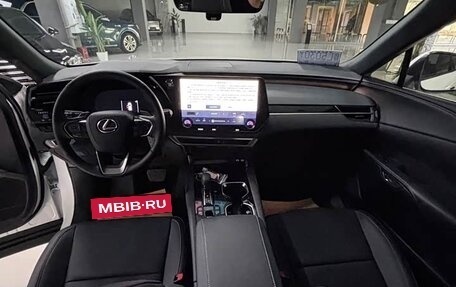 Lexus RX IV рестайлинг, 2026 год, 7 399 000 рублей, 6 фотография