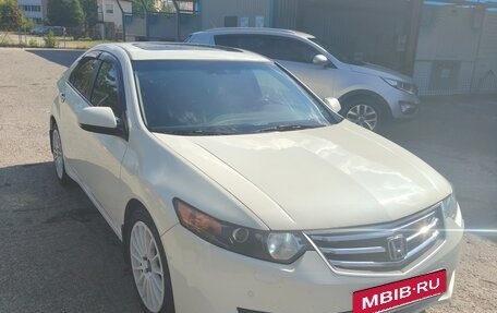 Honda Accord VIII рестайлинг, 2010 год, 980 000 рублей, 4 фотография