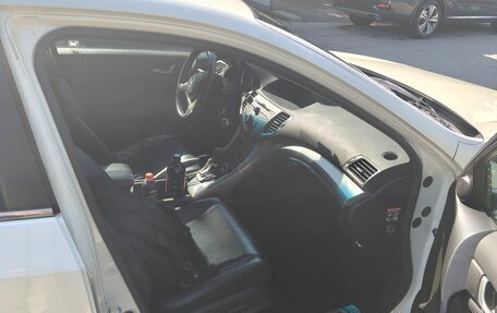 Honda Accord VIII рестайлинг, 2010 год, 980 000 рублей, 8 фотография