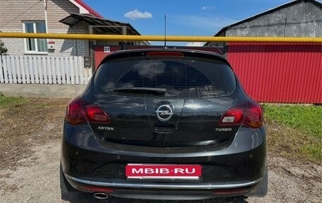 Opel Astra J, 2013 год, 630 000 рублей, 4 фотография