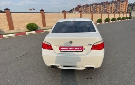 BMW 5 серия, 2004 год, 820 000 рублей, 5 фотография