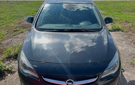 Opel Astra J, 2013 год, 630 000 рублей, 3 фотография