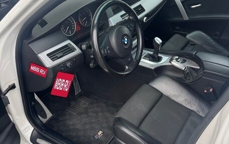 BMW 5 серия, 2004 год, 820 000 рублей, 13 фотография
