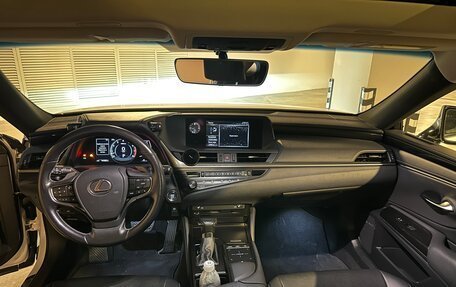 Lexus ES VII, 2019 год, 3 299 999 рублей, 11 фотография