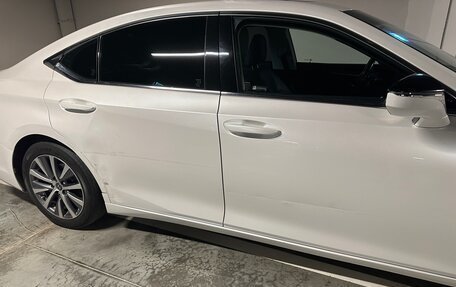 Lexus ES VII, 2019 год, 3 299 999 рублей, 15 фотография
