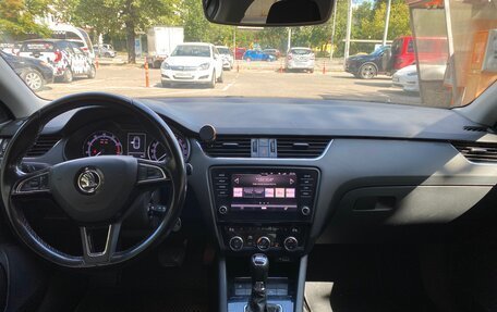 Skoda Octavia, 2018 год, 1 850 000 рублей, 10 фотография
