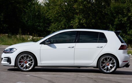 Volkswagen Golf GTI VII, 2019 год, 2 850 000 рублей, 4 фотография