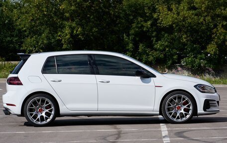 Volkswagen Golf GTI VII, 2019 год, 2 850 000 рублей, 3 фотография
