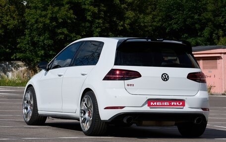 Volkswagen Golf GTI VII, 2019 год, 2 850 000 рублей, 2 фотография