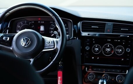Volkswagen Golf GTI VII, 2019 год, 2 850 000 рублей, 22 фотография