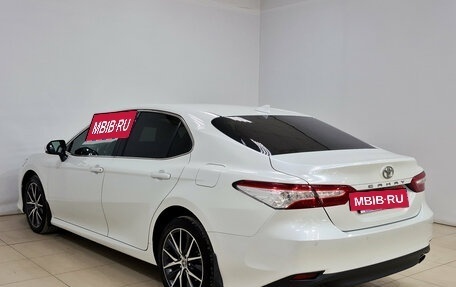 Toyota Camry, 2021 год, 3 220 000 рублей, 6 фотография