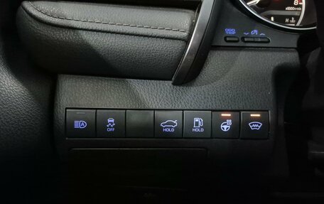 Toyota Camry, 2021 год, 3 220 000 рублей, 24 фотография