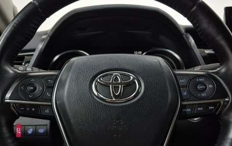 Toyota Camry, 2021 год, 3 220 000 рублей, 23 фотография