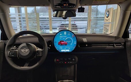 MINI Hatch, 2024 год, 4 250 000 рублей, 13 фотография