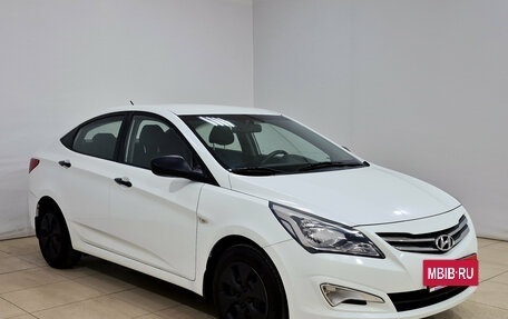 Hyundai Solaris II рестайлинг, 2016 год, 690 000 рублей, 3 фотография