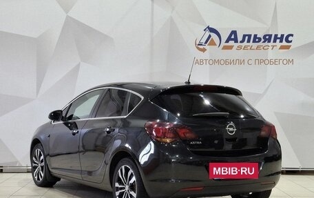 Opel Astra J, 2011 год, 670 000 рублей, 5 фотография