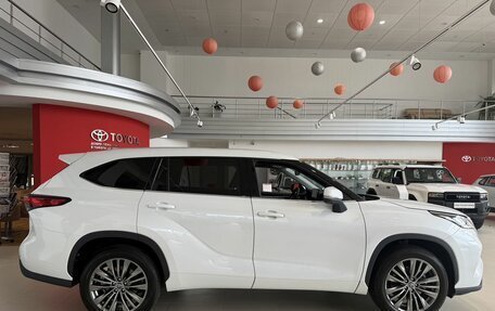 Toyota Highlander, 2026 год, 5 690 000 рублей, 4 фотография