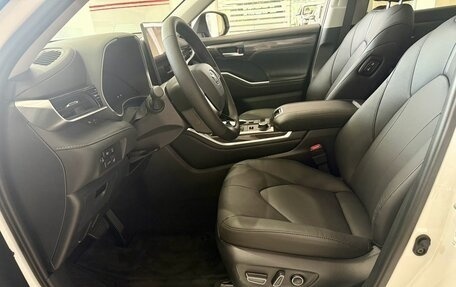 Toyota Highlander, 2026 год, 5 690 000 рублей, 9 фотография
