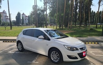 Opel Astra J, 2014 год, 900 000 рублей, 1 фотография
