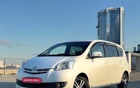 Toyota Passo Sette, 2009 год, 765 000 рублей, 1 фотография