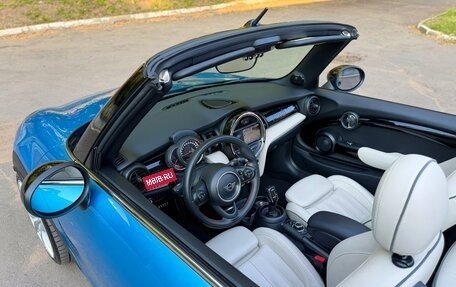 MINI Cabrio, 2019 год, 3 850 000 рублей, 10 фотография