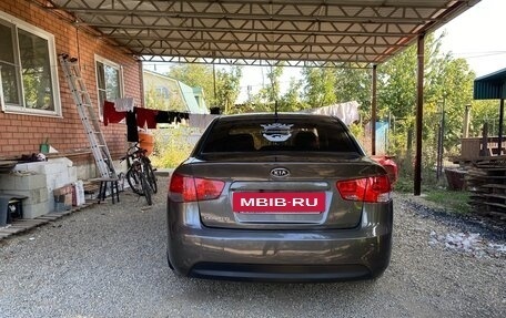 KIA Cerato III, 2010 год, 850 000 рублей, 2 фотография