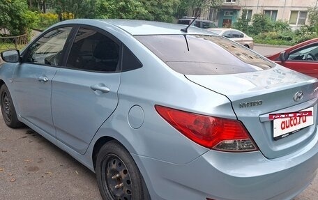 Hyundai Solaris II рестайлинг, 2013 год, 650 000 рублей, 4 фотография