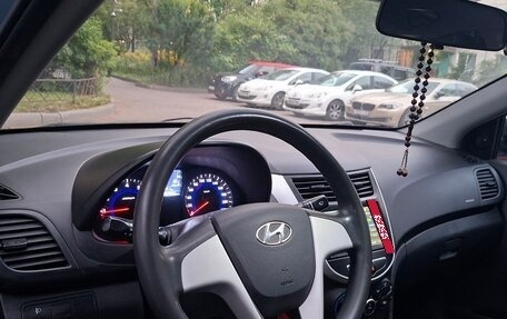 Hyundai Solaris II рестайлинг, 2013 год, 650 000 рублей, 8 фотография