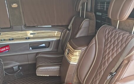 Mercedes-Benz V-Класс, 2015 год, 10 000 000 рублей, 8 фотография