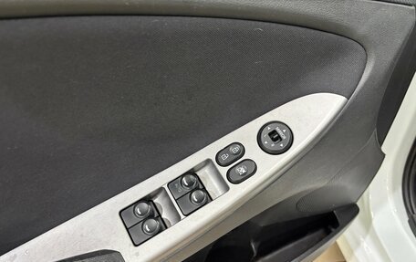Hyundai Solaris II рестайлинг, 2014 год, 1 130 000 рублей, 8 фотография