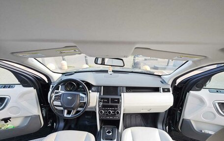 Land Rover Discovery Sport I рестайлинг, 2016 год, 2 200 000 рублей, 10 фотография