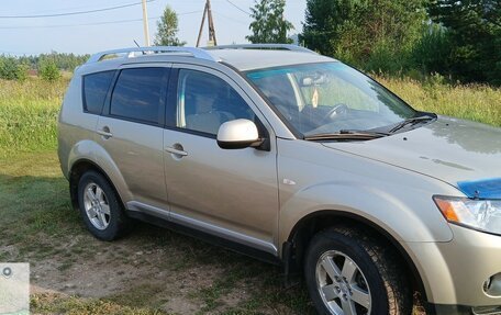 Mitsubishi Outlander III рестайлинг 3, 2008 год, 1 210 000 рублей, 7 фотография