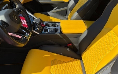 Lamborghini Urus I, 2019 год, 20 400 000 рублей, 13 фотография