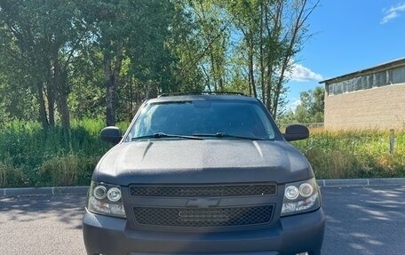 Chevrolet Tahoe III, 2008 год, 1 890 000 рублей, 4 фотография