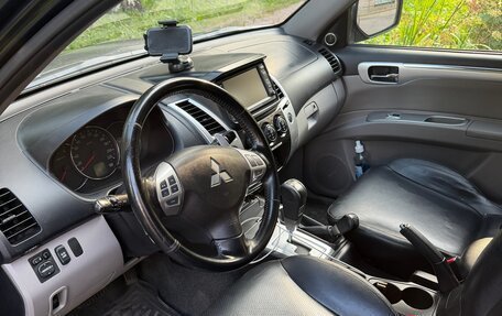 Mitsubishi Pajero Sport II рестайлинг, 2010 год, 1 240 000 рублей, 7 фотография