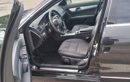 Mercedes-Benz C-Класс, 2009 год, 1 100 000 рублей, 3 фотография