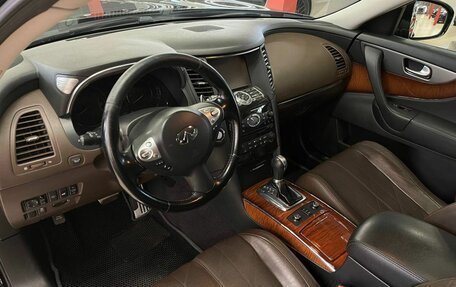 Infiniti QX70, 2014 год, 2 530 000 рублей, 15 фотография