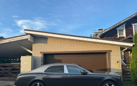 Bentley Mulsanne II, 2017 год, 22 000 000 рублей, 3 фотография
