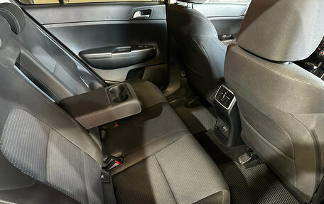 KIA Sportage IV рестайлинг, 2021 год, 2 350 000 рублей, 9 фотография