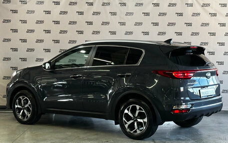 KIA Sportage IV рестайлинг, 2021 год, 2 350 000 рублей, 6 фотография