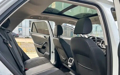 Volkswagen T-Roc I, 2022 год, 1 337 000 рублей, 10 фотография