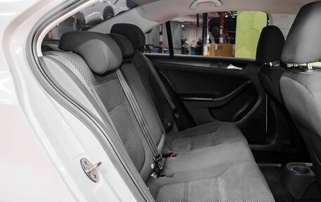 Volkswagen Jetta VI, 2014 год, 999 000 рублей, 13 фотография
