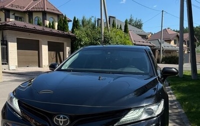 Toyota Camry, 2019 год, 2 700 000 рублей, 1 фотография